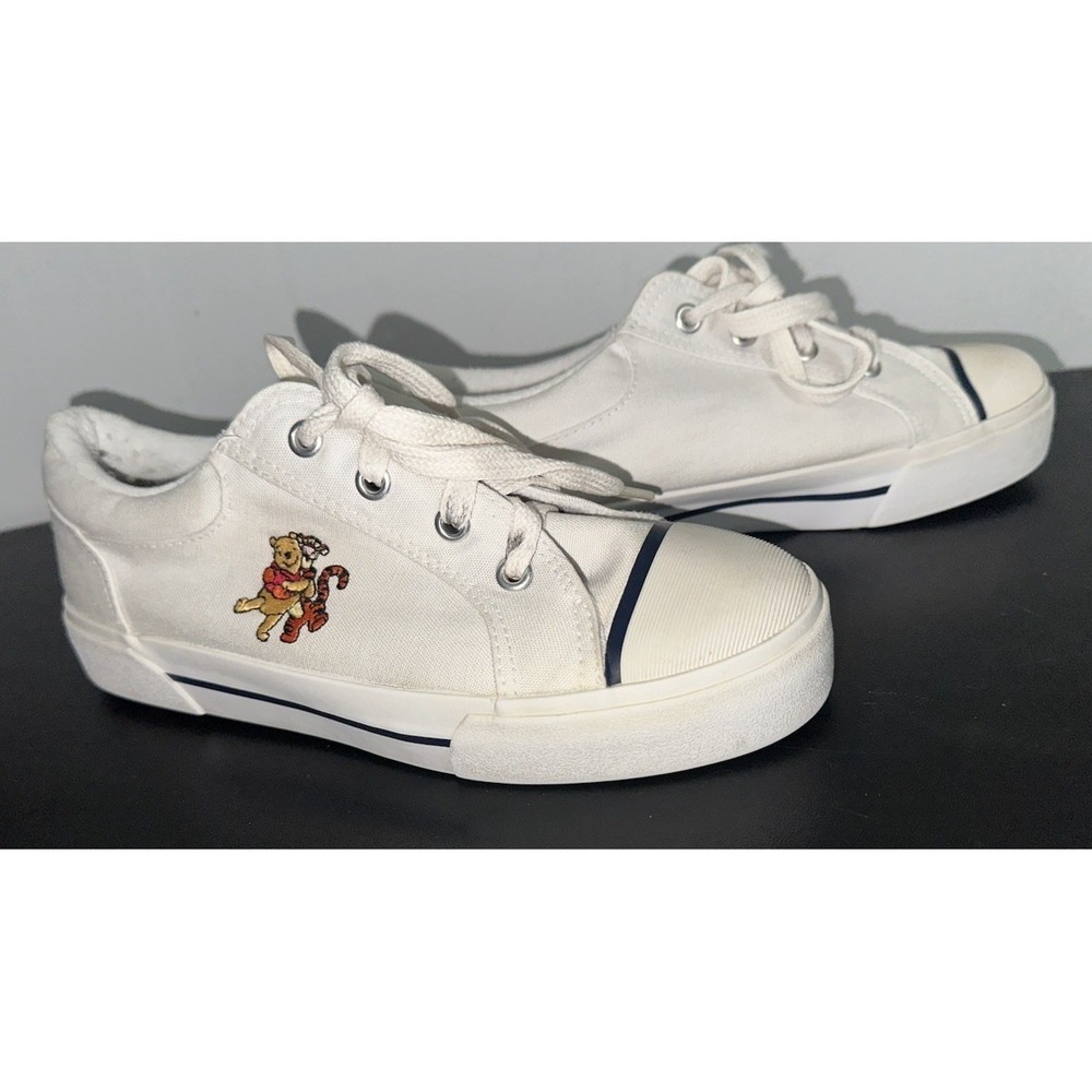Pooh & Tigger Sneakers By Pooh Women's Size 7